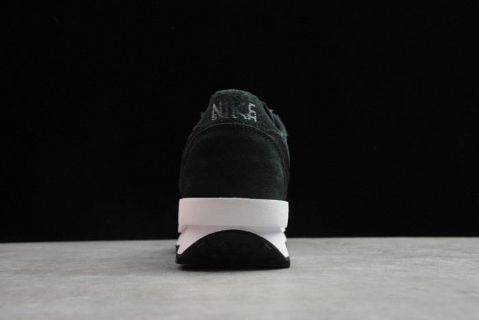 NIKE LD WAFFLE SACAI BLACK NYLON BV0073-002