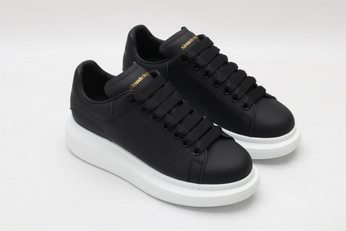 ALEX MCQU SNEAKER