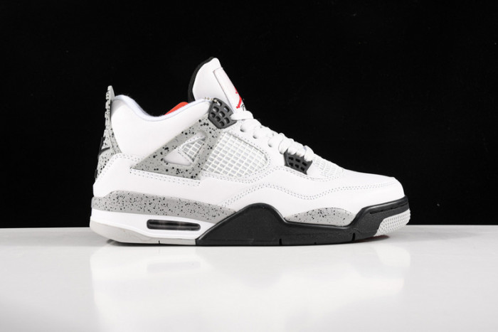 AIR JORDAN 4 OG “WHITE CEMENT” 840606-192