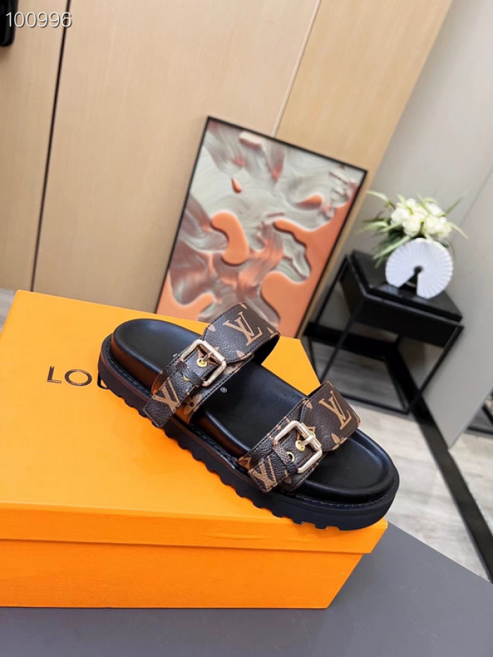 L0VT SANDAL