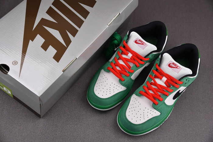 Nike SB Dunk Low Heineken 304292-302
