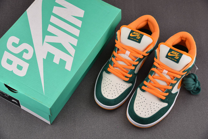 Nike Dunk SB Low Pro “Legion Pine” 304292-383