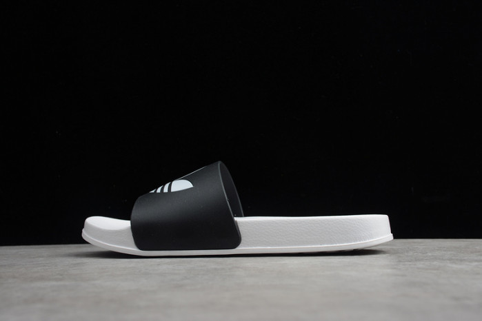 ADILETTE PRIDE SLIPPER H903P180