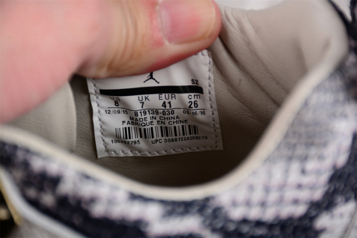 Air Jordan 4 Premium "Snakeskin" 819139-030
