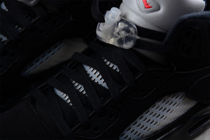 AIR JORDAN 5 BLACK METALLIC (2016) 845035-003