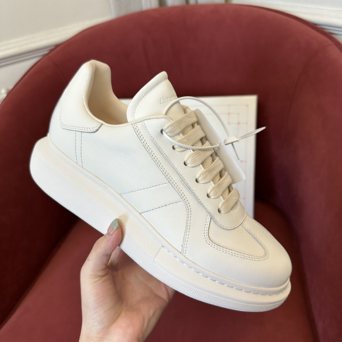 ALEX MCQU SNEAKER