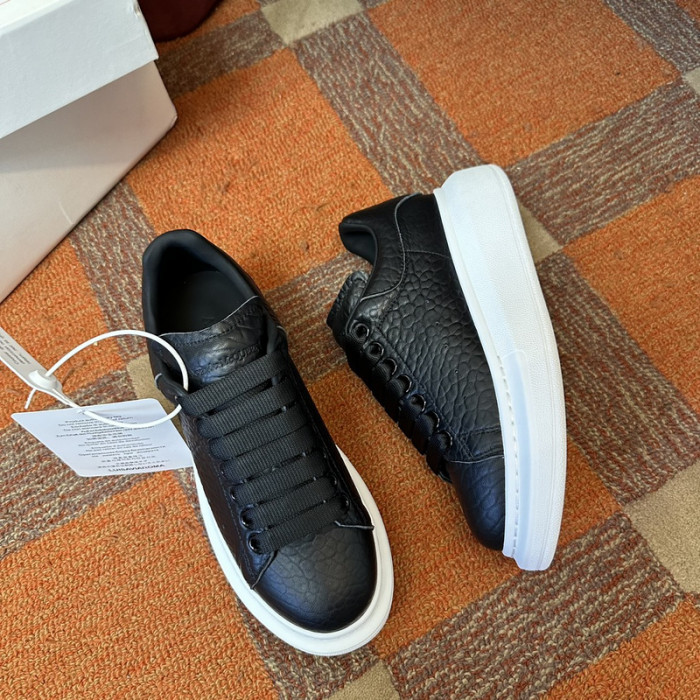 ALEX MCQU SNEAKER