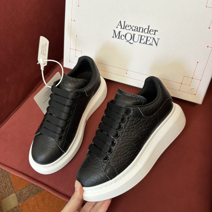 ALEX MCQU SNEAKER