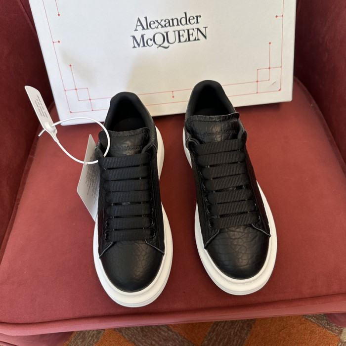 ALEX MCQU SNEAKER