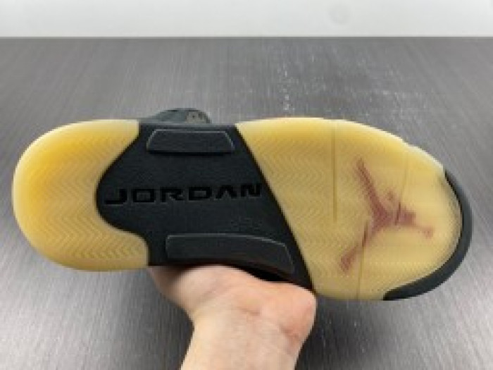 Jordan 5 Retro Gore-Tex Off-Noir (W) DR0092-001