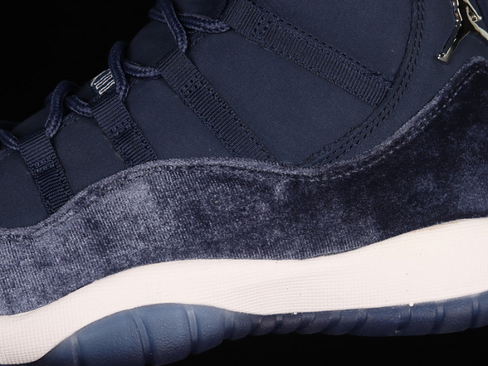 Air Jordan 11 Velvet “Midnight Navy” AR0715-441