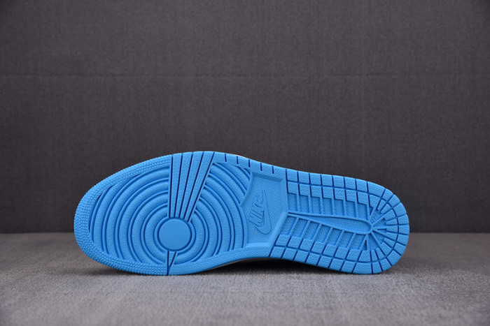 Air Jordan 1 Retro Low OG “UNC” CZ0790-104