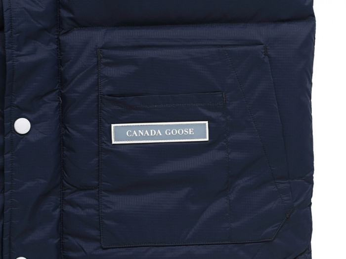 C&NA* G00SE down jacket