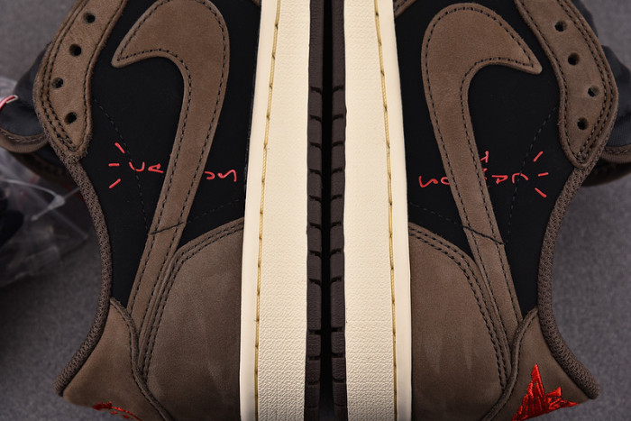 TRAVIS SCOTT AIR JORDAN 1 LOW DARK MOCHA CQ4277-001