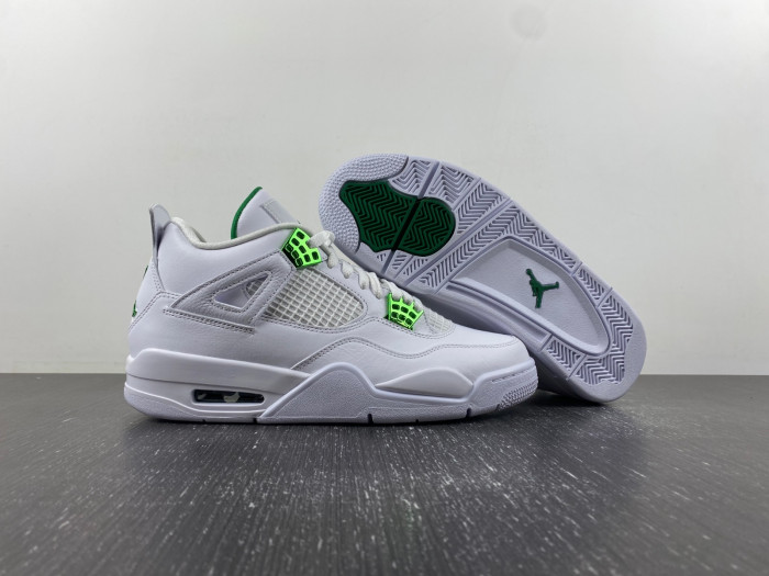 AIR JORDAN 4 “Metallic Green” CT8527-113