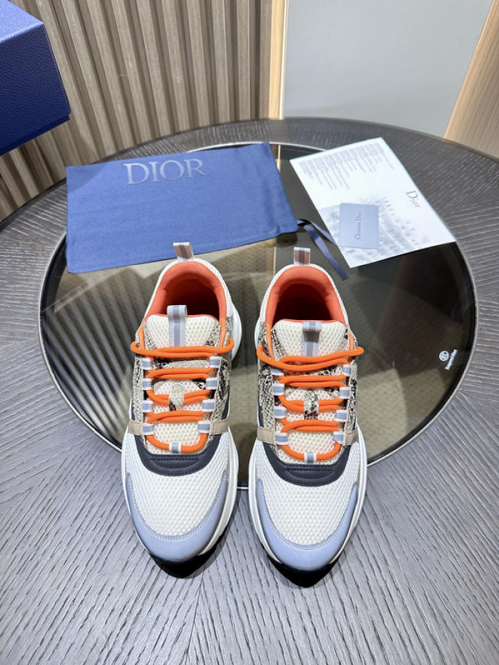 D10R SNEAKER