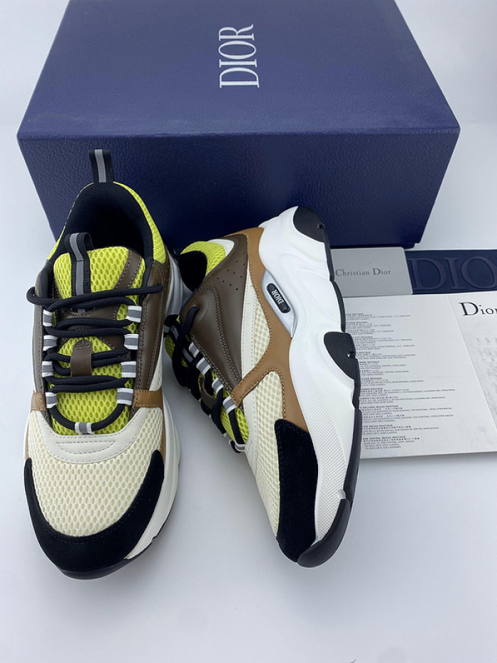 D10R SNEAKER
