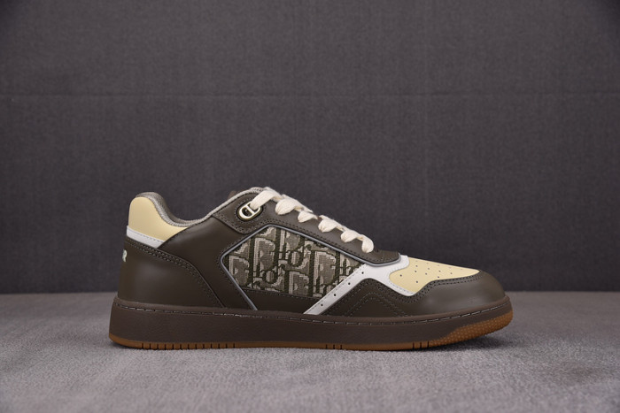 D10R B27 LOW SNEAKER