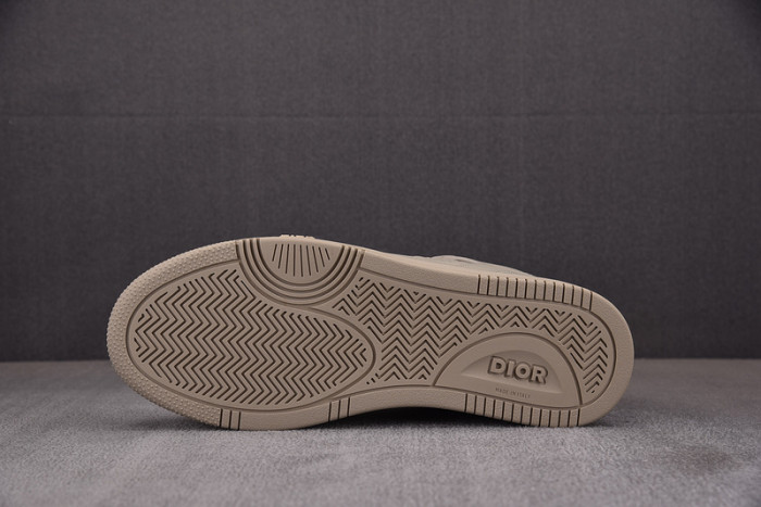 D10R B27 LOW SNEAKER