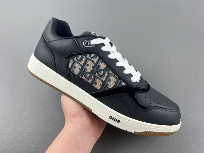 D10R B27 LOW SNEAKER