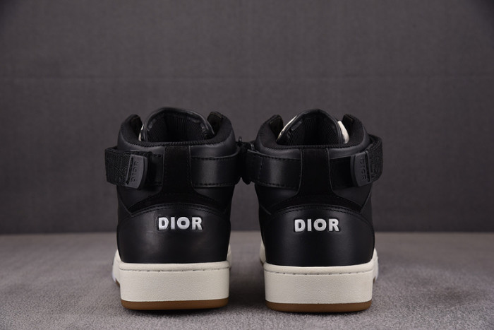 D10R B27 MID SNEAKER