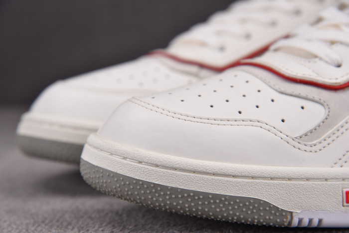 D10R B27 MID SNEAKER