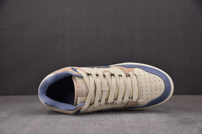 D10R B57 MID SNEAKER