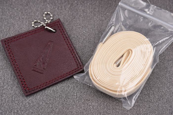 A MA MANIERE X AIR JORDAN 1 DO7097-100