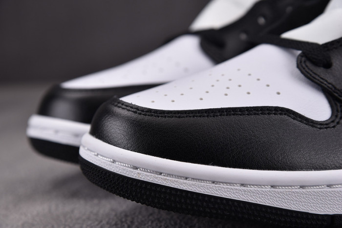 Air Jordan 1 Mid "Panda" DV0991-101