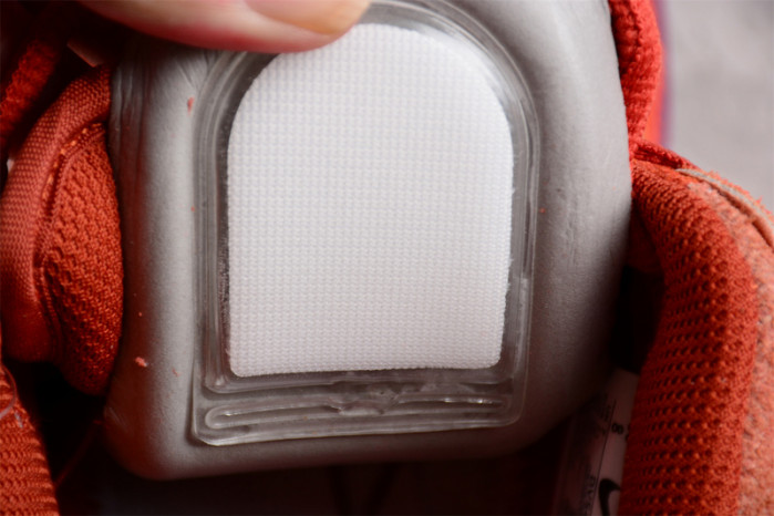 Nike SB Dunk Low “Mystic Red” DV5429-601