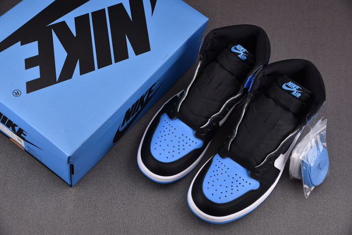 Air Jordan 1 High OG University Blue DZ5485-400