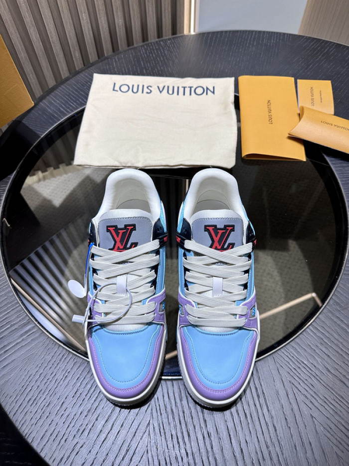 L0VT SNEAKER