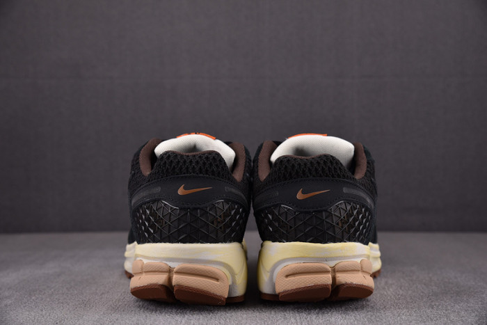 NK Air Zoom Vomero 5 “Black Sesame” FD0533-010