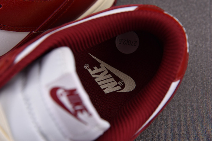 WMNS NK Dunk Low PRM “Team Red and White” FJ4555-100