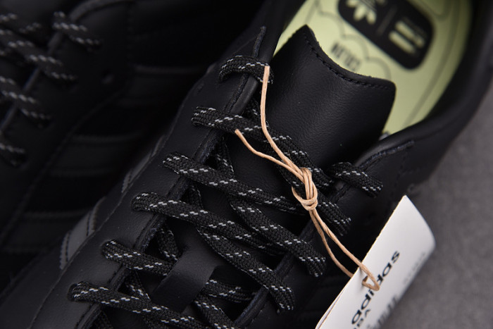 Pharrell Williams x Ad Samba GY4978