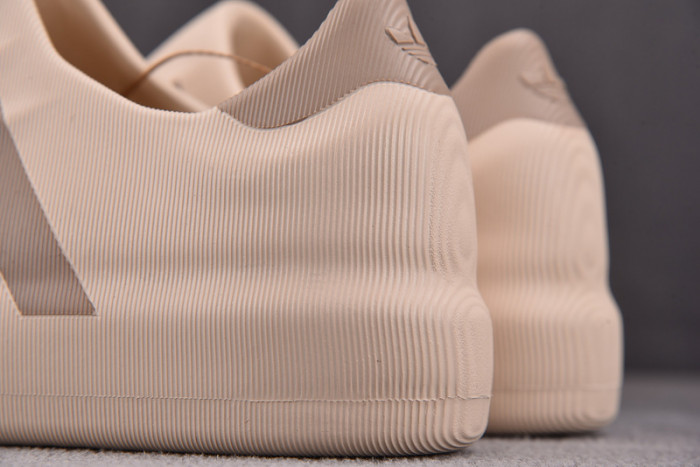 ad originals adifom S*perstar hq4652