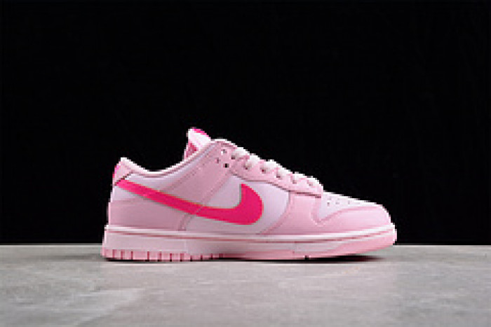 Nike Dunk Low Triple Pink  DH9756-600