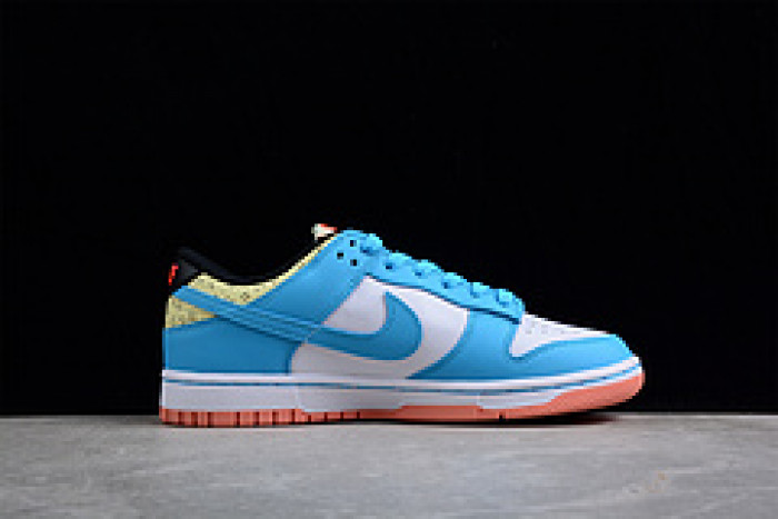Nike Dunk Low Baltic Blue - Kyrie Irving *DN4179-400