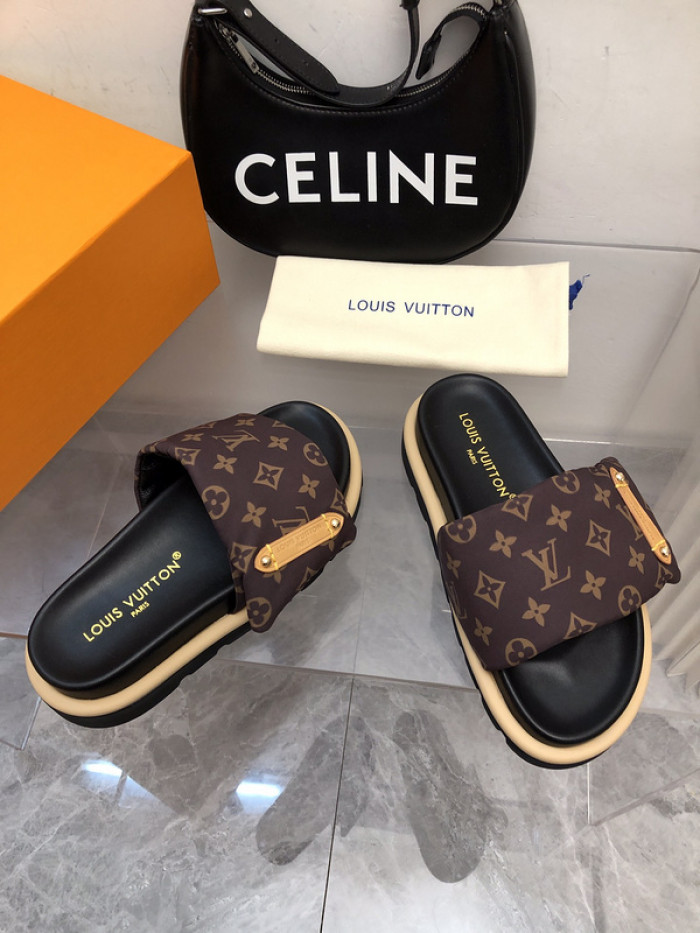L0VT SANDAL