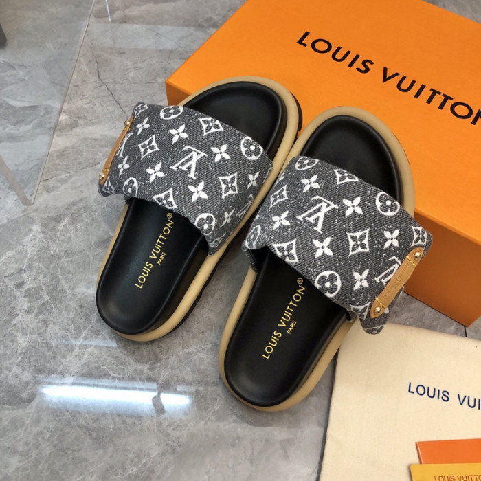 L0VT SANDAL