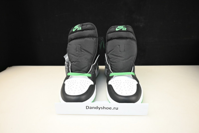 Air Jordan 1 High OG "Lucky Green" DZ5485-031