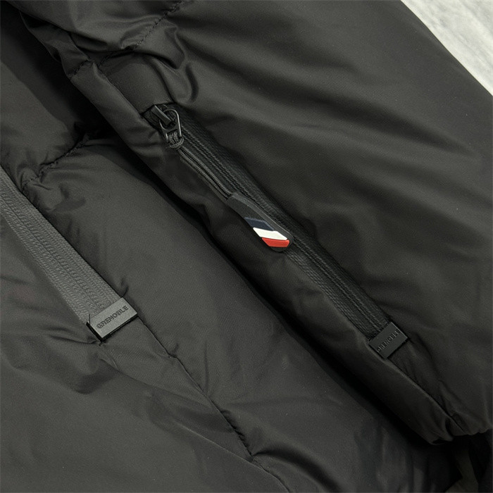 M0*C1ER DOWN JACKET