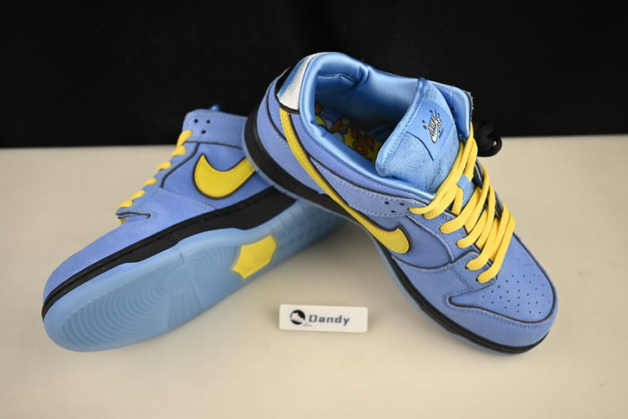 The Powerpuff Girls x Nike SB Dunk Low “Bubbles” fz8320-400