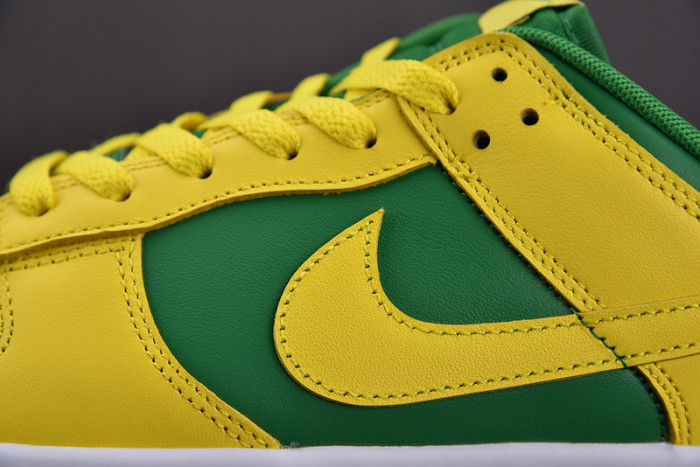 Nike Dunk Low “Reverse Brazil” DV0833-300